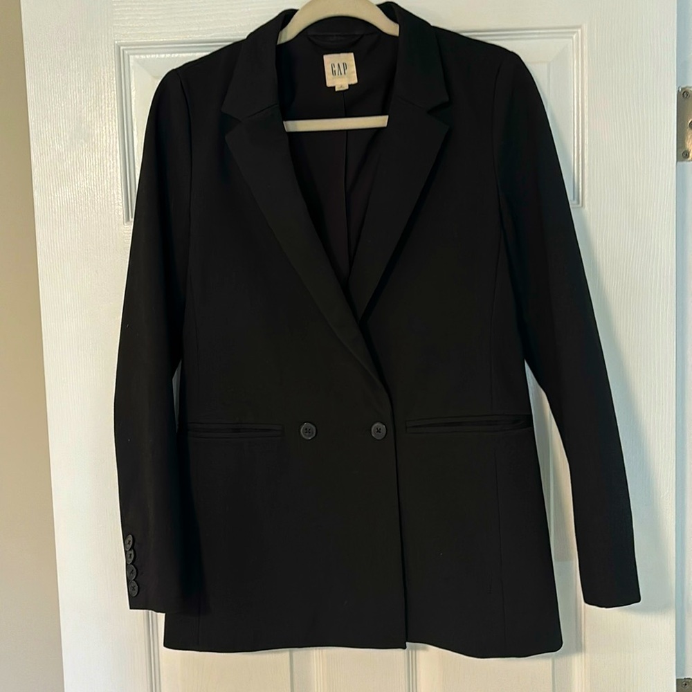 Beautiful gap blazer!